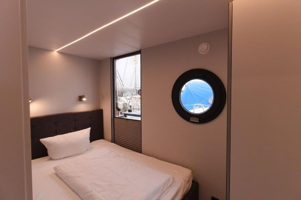 Hausboot Fjord Meeresbrise Mit Dachterrasse In Фленсбург Екстер'єр фото